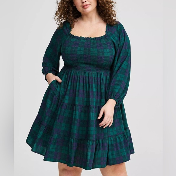 torrid Dresses & Skirts - Torrid Dionne Plaid Mini Washable Challis Puff Sleeve Smocked Bodice Dress 2X
